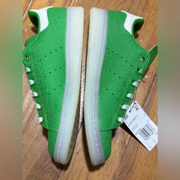 NWT Adidas Stan Smith Disney Shoes - Picture 3 of 7